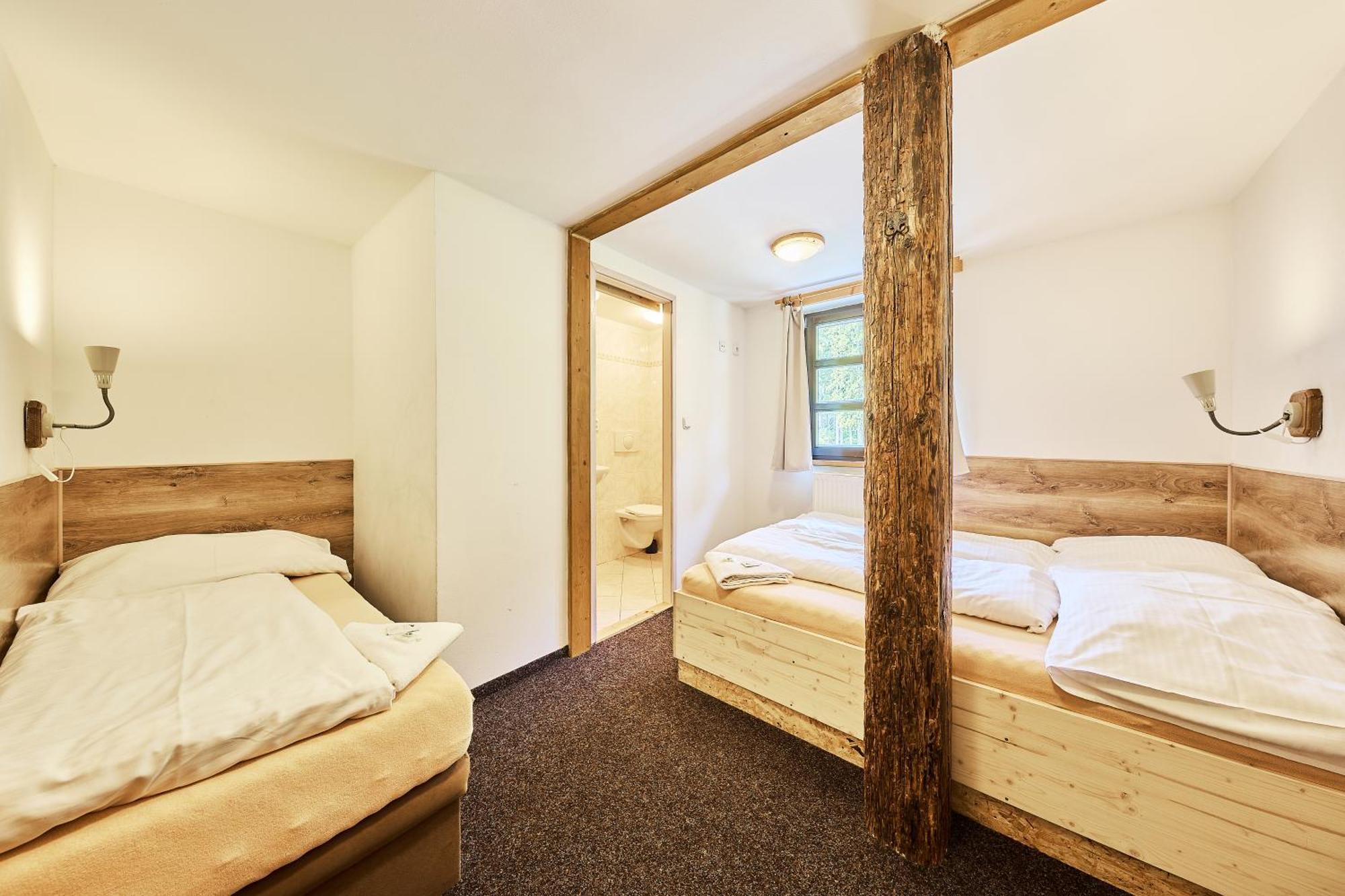Modrokamenna Bouda Hotel Janske Lazne Ngoại thất bức ảnh