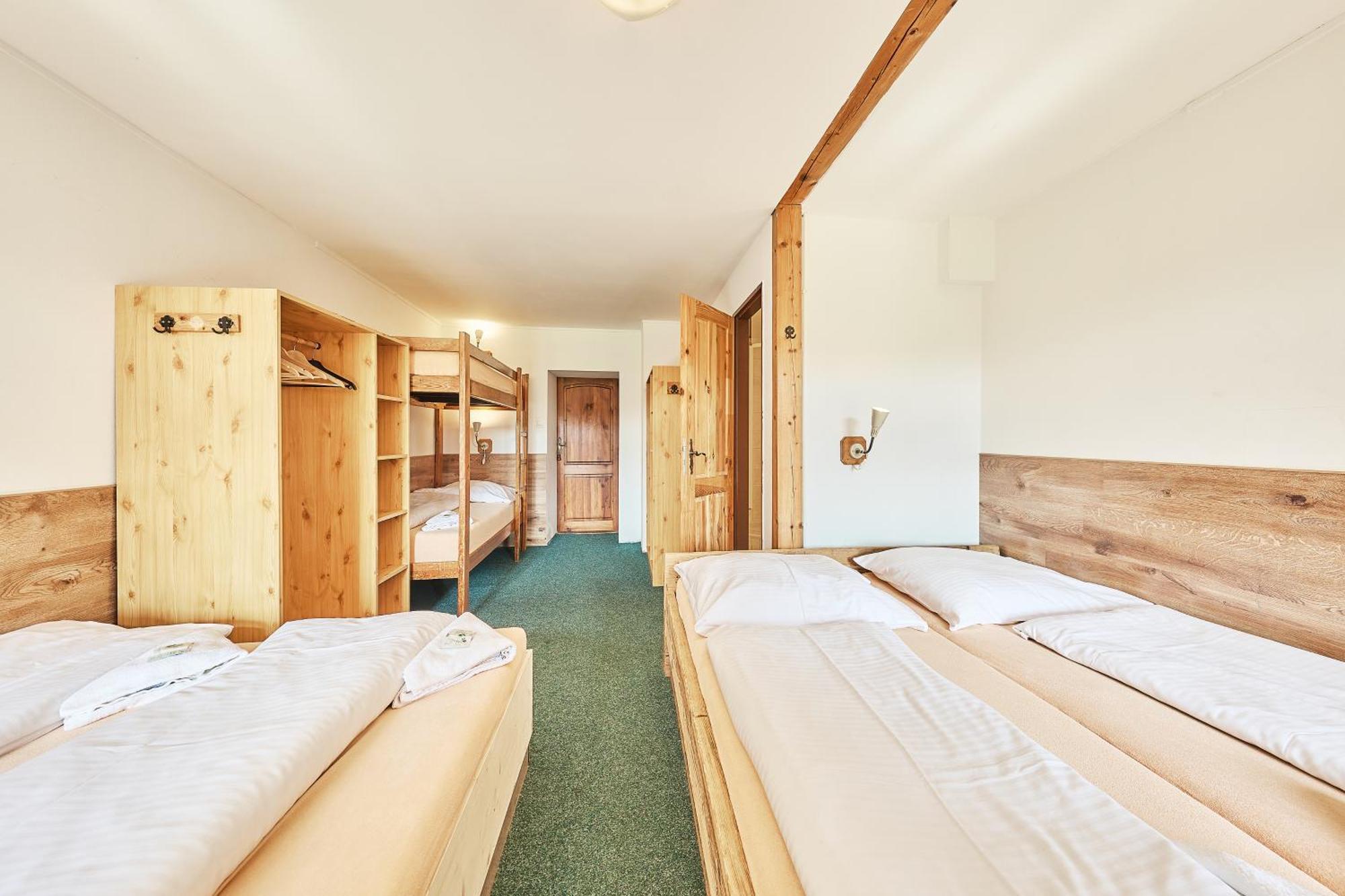 Modrokamenna Bouda Hotel Janske Lazne Ngoại thất bức ảnh