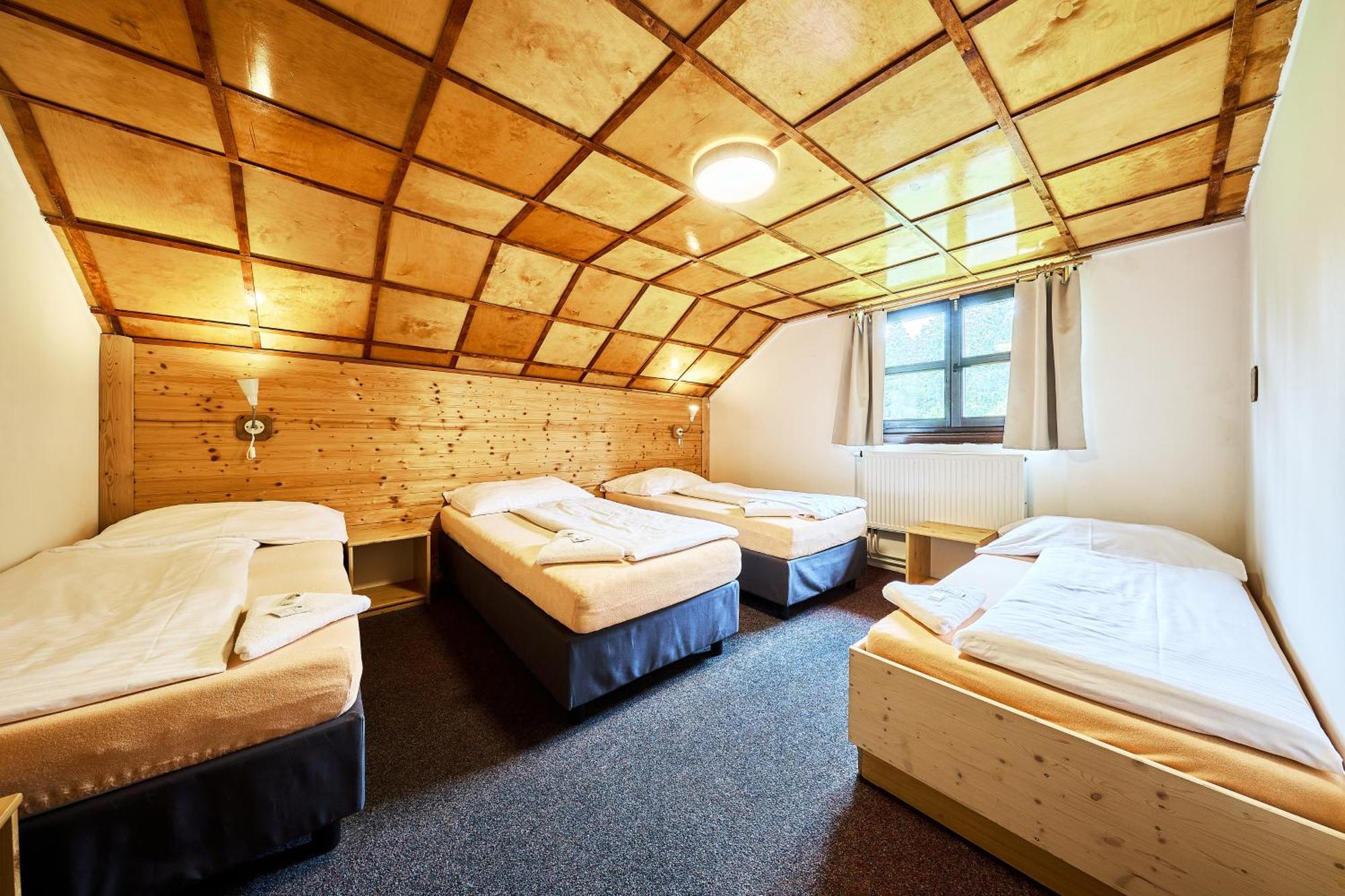Modrokamenna Bouda Hotel Janske Lazne Ngoại thất bức ảnh