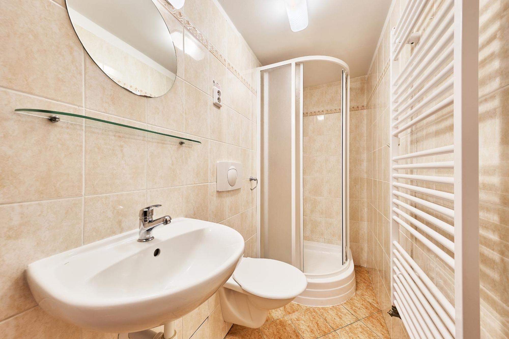 Modrokamenna Bouda Hotel Janske Lazne Ngoại thất bức ảnh